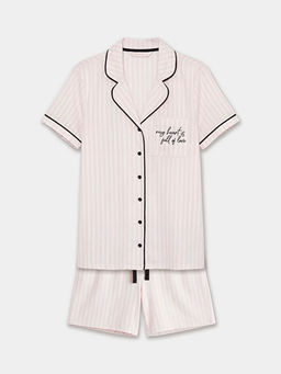 G?mlek Yaka ?izgili Kad?n ?ortlu Pijama Tak?m?