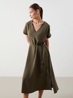 V Yaka Dokulu Kad?n Elbise