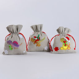 Цена за 2 шт. Мешок новогодний для подарков «Динозавр с подарками», 19×14 см, МИКС