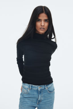 Top de canal? con cuello perkins - H&m фото 3