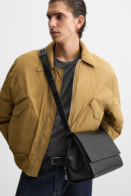 CROSSBODY BAG WITH FOLDOVER FLAP