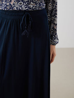 Beli Lastikli A Kesim Kad?n Etek