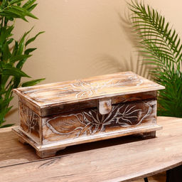 Шкатулка «Цветы», 40×20×18 см, дерево албезия, светло-коричневая