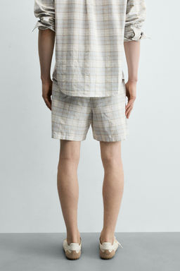 BERMUDA REGULAR FIT CUADROS / Celeste