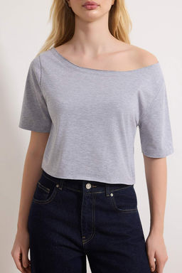 Lacivert-Gri Melanj 2li Paket %100 Pamuk Asimetrik Kay?k Yaka Crop Orme T-Shirt TWOSS25TS00194