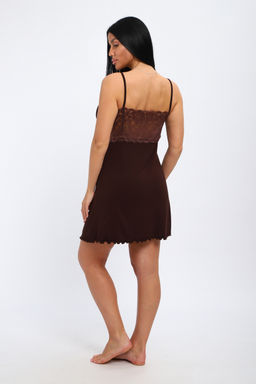 Ночная сорочка из вискозы с кружевом Селин шоколад