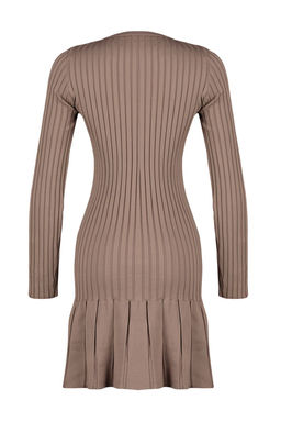TRENDYOLMILLA Siyah Mini Triko Pileli Etek Detayl? Elbise TWOAW24EL00013  фото 34