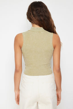 Trendyolmilla Haki Eskitme/Soluk Efektli Fitted Fermuarl? Fitilli Pamuklu Esnek Orme Bluz TWOSS24BZ00036 фото 6