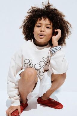 SUDADERA FLOR CORD?N / Crudo