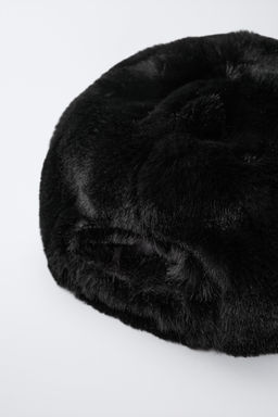 FAUX FUR CAP - Zara фото 3