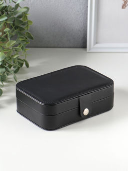 Шкатулка кожзам для украшений "Матовая гладь" чёрная 16,5х11,5х5,5 см