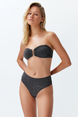 Siyah Straplez Aksesuarl? Simli Brazilian Bikini Tak?m? TBESS24BT00054