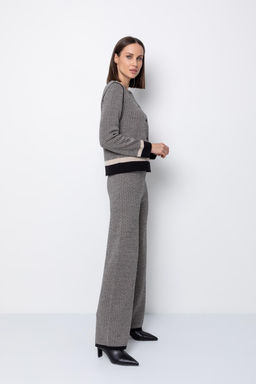 ЕВ 433/ш/черный,слоновая кость брюки жен