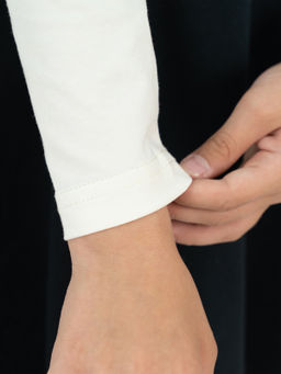 Джемпер детский молочный