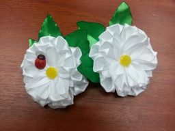 Цена за 2 шт. Банты малые с листочками