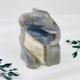 Слон резной из камня Агат серый с жеодой - Радуга самоцветов фото 2