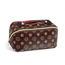 Пенал-косметичка "Monogram" 24x12x12 см, прямоугольный для 150 предметов, на молнии, внутренние карманы и отделения, со складной ручкой для переноски, искусственная кожа до -40C с антивандальной фактурой, с подкладом из эко кожи, коричневый