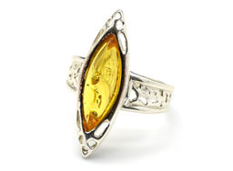 Кольцо с янтарем C925 рис 9*28мм цв.медовый размер 17, 2,6г