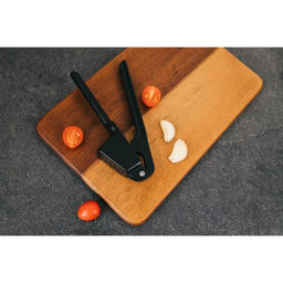 Пресс для чеснока Magistro Alum black, 16 см, цвет чёрный