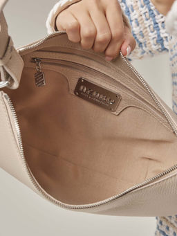 Сумка женская сэддл Azaro 31042 бежевый жемчуг