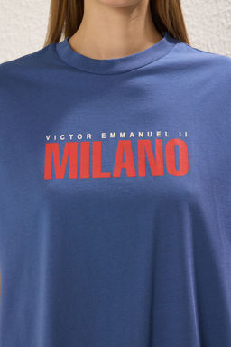 TRENDYOLMILLA Beyaz %100 Pamuk Bask?l? Oversize/Genis Kal?p Bisiklet Yaka Orme T-Shirt TWOSS24TS00066  фото 11