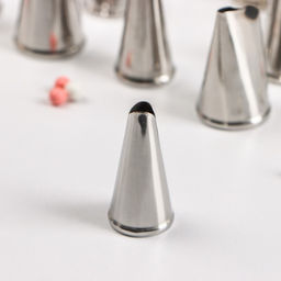 Набор насадок кондитерских, d=2 см, 24 шт., в кейсе, насадки МИКС