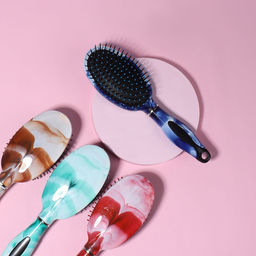 Цена за 2 шт. Расчёска массажная, 7×24 см, рисунок МИКС