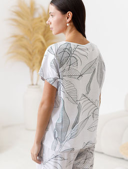 Свободная футболка с V-вырезом и цельнокроеным рукавом из 100% хлопка с принтом - Vilatte фото 3