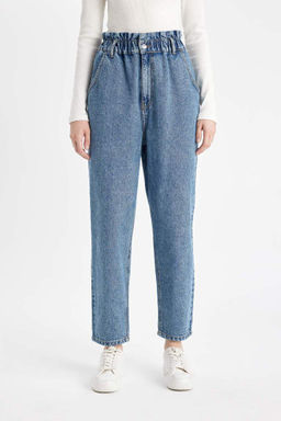 Джинсовые брюки длиной до щиколотки с высокой талией в бумажном пакете и потертыми брюками