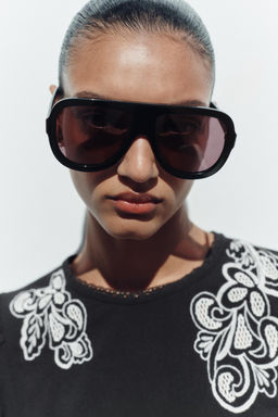 BLUSA BORDADOS MANGA ABULLONADA / Negro - Zara фото 3