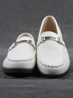 06-DYL121-2 MILK Туфли женские (натуральная кожа)