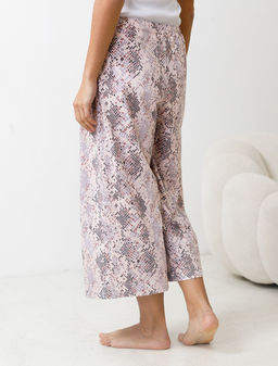 Брюки Vilatte кюлоты укороченные широкие на резинке из хлопка с принтом кофейные фото 3