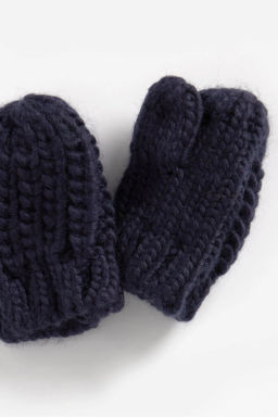 Mothercare / Варежки