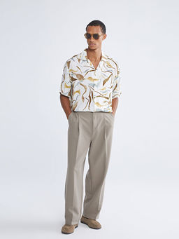 Regular Fit Resort Yaka K?sa Kollu Desenli Poplin Erkek G?mlek