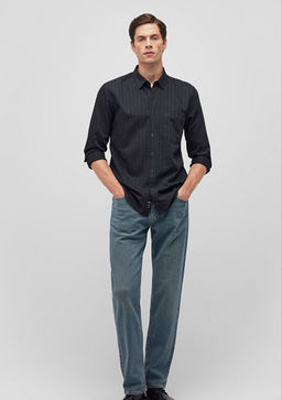 Cizgili Siyah Gomlek