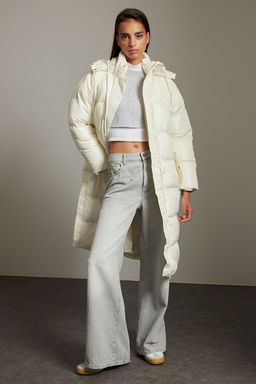 TRENDYOLMILLA Ekru Regular Kapusonlu Yandan C?t C?t Detayl? Su Itici Uzun Sisme Mont TWOAW24MO00104  фото 20