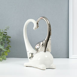 Фигурка керамика Слон со слонёнком. Сердце, белый с серебром, 7.3?17.5?22 см