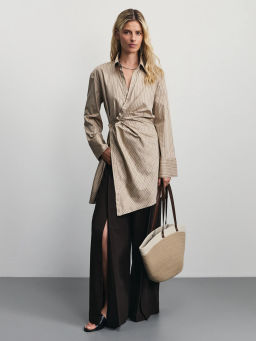 Платье мини асимметричного кроя в полоску / Zarina