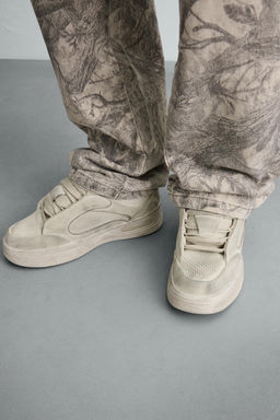 DISTRESSED CHUNKY TRAINERS - Zara фото 3
