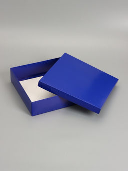 Цена за 5 шт. Коробка складная, крышка-дно, синяя, 30 х 30 х 8 см