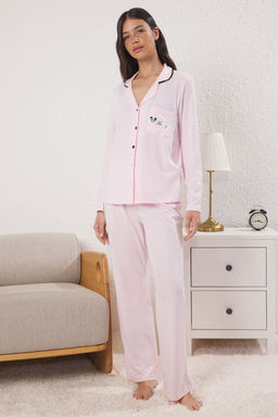 Trendyolmilla Gri Pamuklu Biye ve Cep Detayl? Bask?l? Orme Pijama Tak?m? THMAW22PT0785