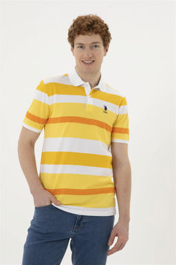 Мужская шафрановая футболка Неожиданная скидка в корзине