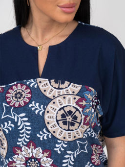 Костюм женский, цвет синий белый бежевый