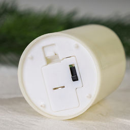 Свеча светодиодная подвижный фитиль 7х5 см / VFR-39 /уп 12/480/бежевая - Галеонтрейд фото 3