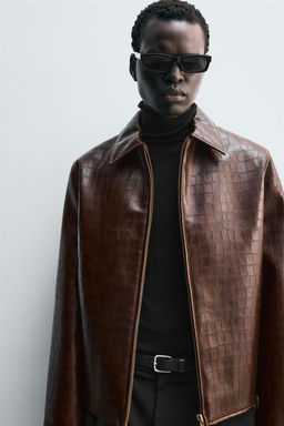 EMBOSSED FAUX LEATHER JACKET - Zara фото 5