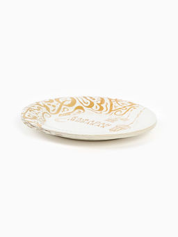 Цена за 10 шт. Тарелка одноразовая бумажная "Ramadan Mubarak", белые с золотом, 18 см.