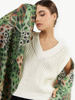 Большой, мягкий, тонкий и очень нежный двусторонний палантин с рисунком. - Tantino фото 6