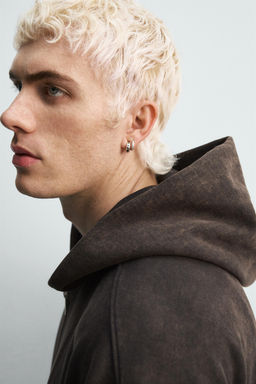 CROPPED FIT HOODIE
