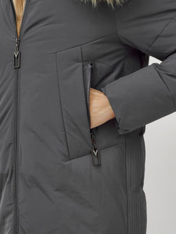 Куртка ПРЕМИУМ КЛАССА зимняя с мехом ЕНОТА, темно-серого цвета - Mtforce фото 11