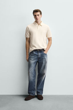 REGULAR FIT TEXTURED POLO SHIRT